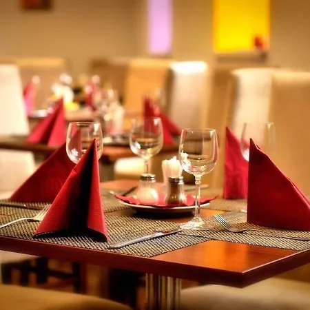 Color Hotel 3*