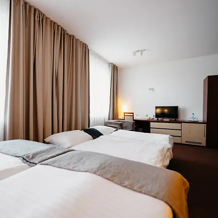 Otel Color 3*