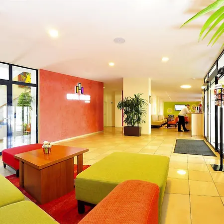 Color מלון ברטיסלאבה