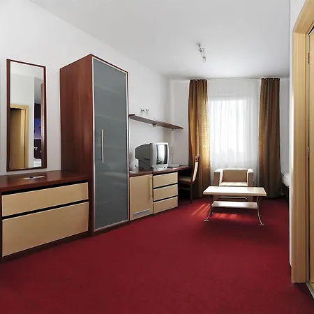Hotel Color 3*
