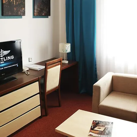Color Hotel 3*
